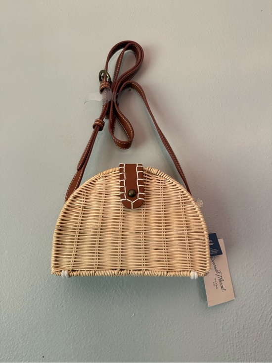 Universal Thread Handbags - Universal Thread Woven Half-Moon Crossbody in Natural and Brown